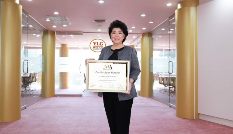 คุณพวรรณ์ นววัฒนทรัพย์ ประธานเจ้าหน้าที่บริหาร บริษัท วายแอลจี บูลเลี่ยน อินเตอร์เนชั่นแนล จำกัด (YLG)